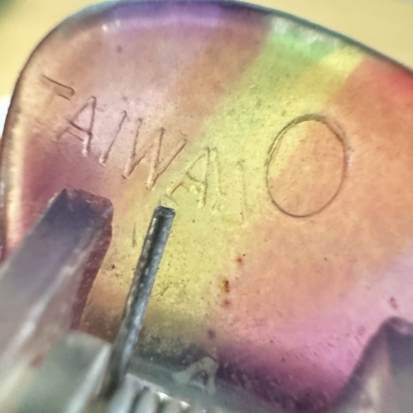 Vtg 90s Jaw Crab Colorful Hearts Clear Rainbow Claw Clip Made In Taiwan Lot - Picture 5 of 6